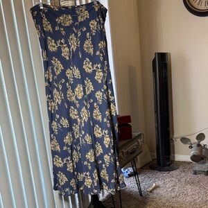 Eddie Bauer Navy Maxi Skirt with Cream Floral Motif